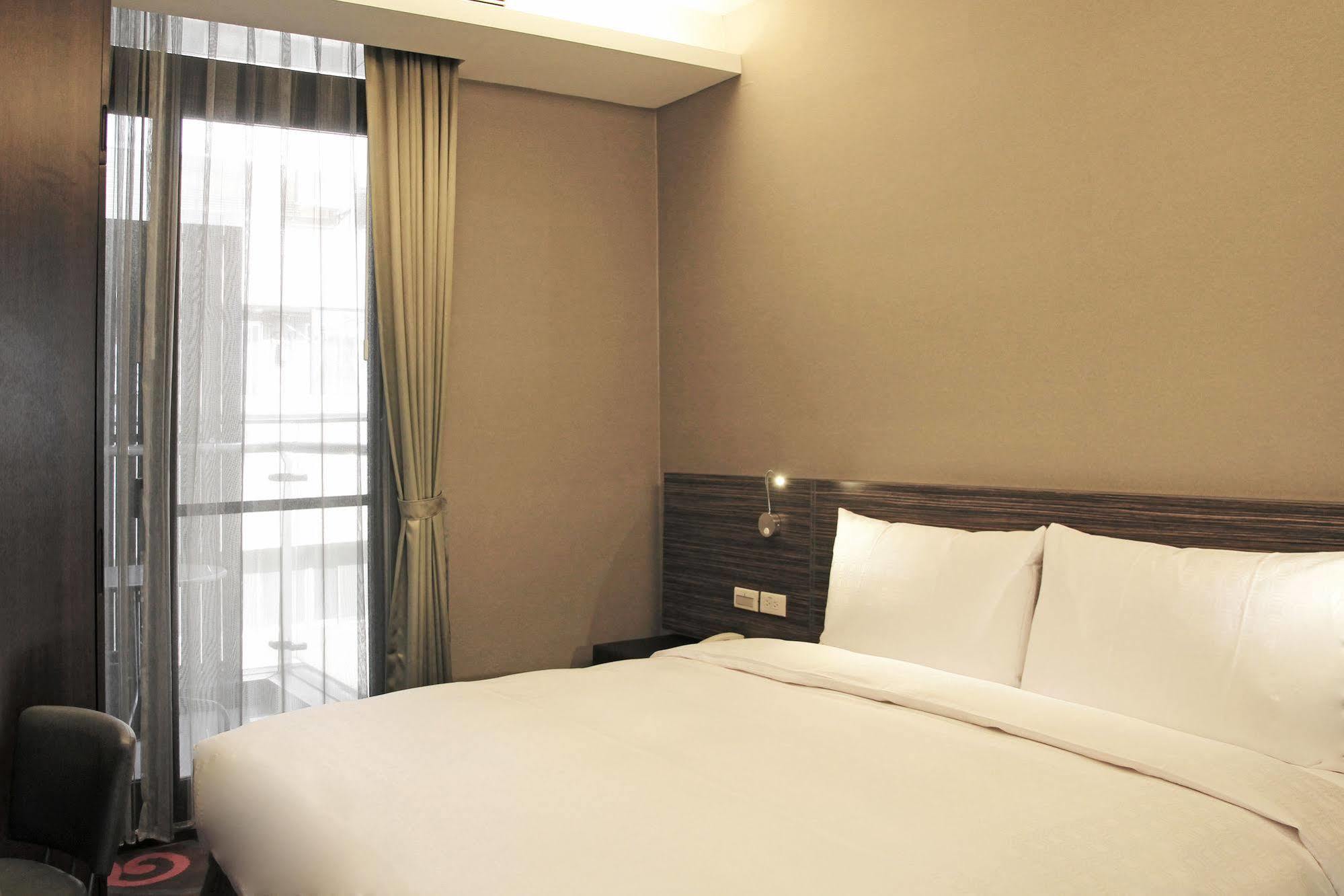 Capital Hotel SongShan Taipeh Exterior foto