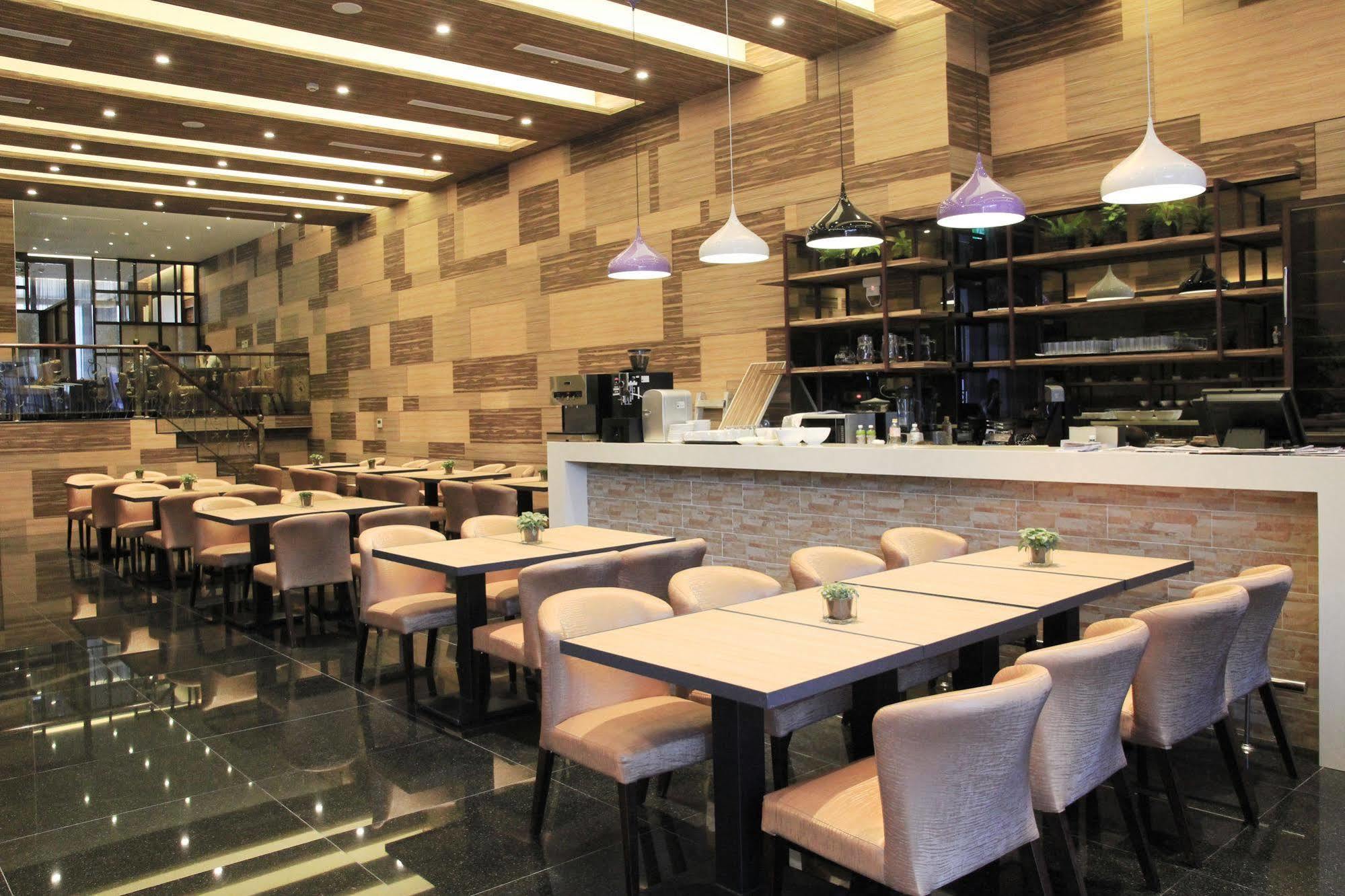 Capital Hotel SongShan Taipeh Exterior foto